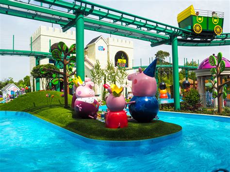 Peppa Pig World - Grand Preview event for the opening of two new rides 2018! | Fizzy Peaches ...