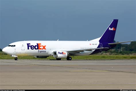 OE-IAP Federal Express (FedEx) Boeing 737-4M0(BDSF) Photo by JRC | Aviation Photography | ID ...