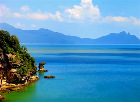 South China Sea, Sarawak | Rod Waddington | Flickr