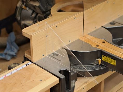 Making A Miter Saw Fence - IBUILDIT.CA