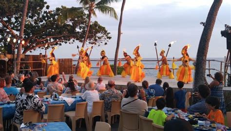 Voyagers of the Pacific Luau | Big Island Guide