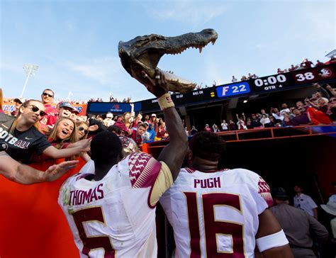 FSU football: Noles near touchdown betting favorites over Florida Gators