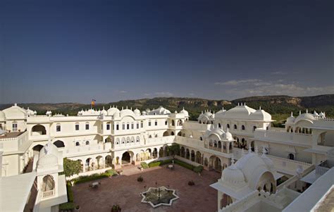 Best Five Luxury Hotels and Resorts in Ranthambore National Park - Ranthambore National Park ...