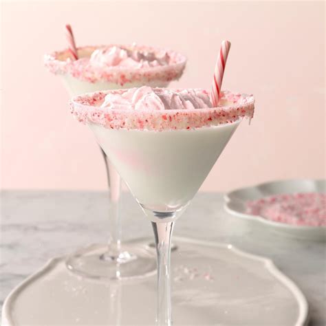 Chocolate Candy Cane Martinis | Recipe | Candy cane martini recipe ...