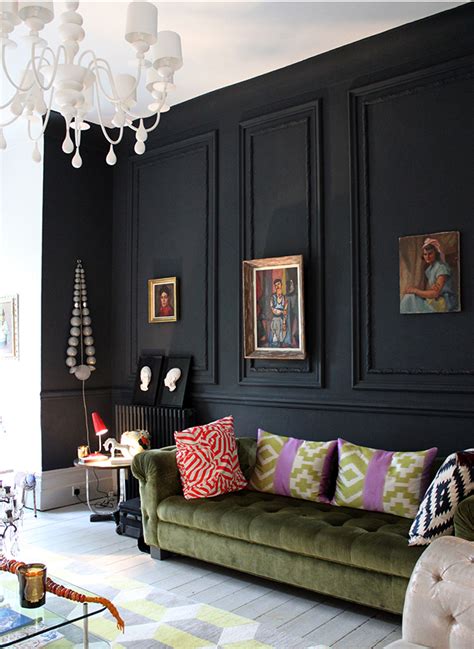 Black Wall Decor Ideas