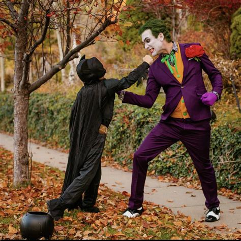 The Joker and Batman cosplay : pics