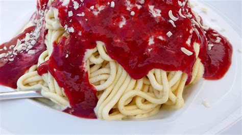 Spaghetti Eis | This should be the national dessert of Germa… | Flickr