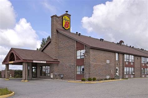 Super 8 by Wyndham Timmins ON - UPDATED 2020 Prices, Reviews & Photos (Ontario) - Motel ...