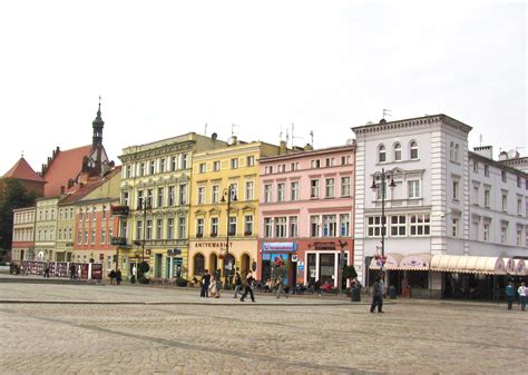File:Bydgoszcz old town.jpg - Wikimedia Commons