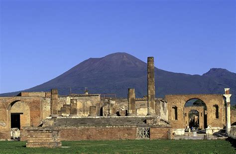 Newsela | Lost Cities: Pompeii, preserved by disaster, risks ruin all ...