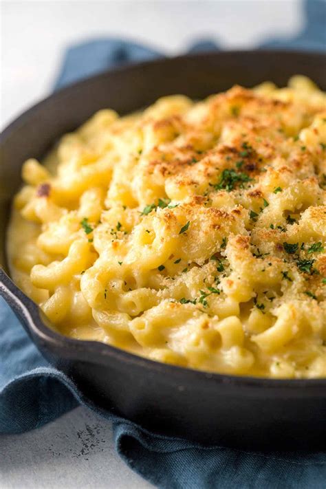 Baked Macaroni and Cheese with Bread Crumb Topping | Jessica Gavin