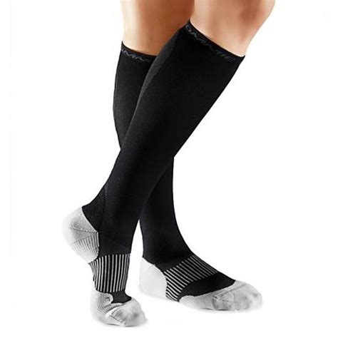 TOMMIE COPPER Womens Perf Compression Athletic Calf Socks...