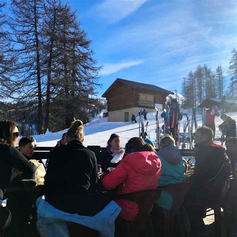 Why skiing in France is so popular