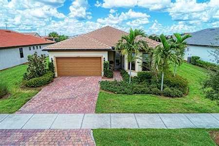 Islandwalk Venice FL Real Estate | Island Walk at the West Villages FL