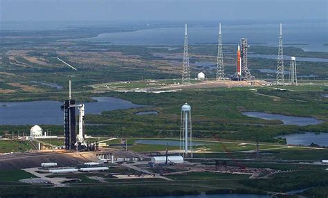 NASA Teams Assessing Lightning Strikes to Towers at Artemis Launch Pad ...