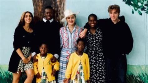 Madonna Shares a Picture of Her With Her Six Children | Al Bawaba