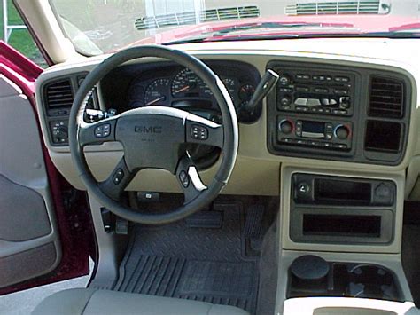 2005 GMC Sierra 1500 - Interior Pictures - CarGurus