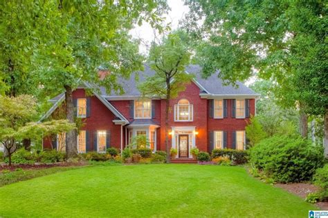 Vestavia, AL Real Estate - Vestavia Homes for Sale | realtor.com®