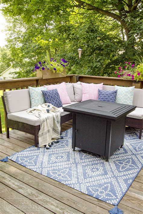 Small Deck Decorating Ideas: Our Deck Tour - unOriginal Mom