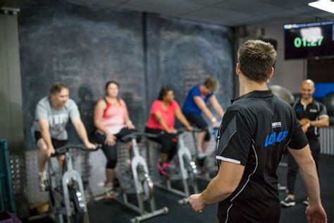 4 Reasons to Add a Cycling Session to Your Training Routine