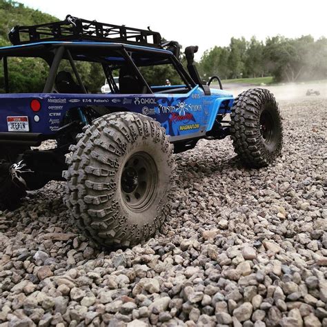 Axial Rc, Rc Rock Crawler, Rc Cars And Trucks, Rigid Industries, Off Road Racing, Radio ...