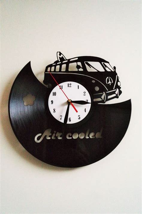 The Wonderful World Of Vinyl Record Art To Evoke The Past And Make It ...