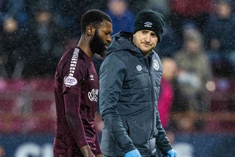 Hearts boss issues injury update ahead of Aberdeen match