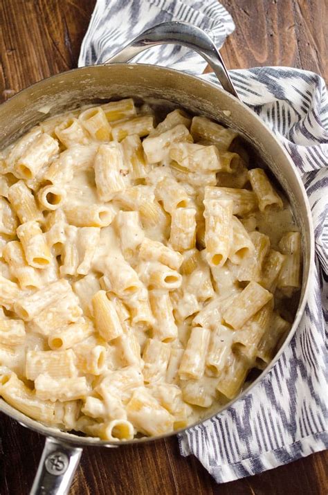 One-Pot Homemade Alfredo Rigatoni