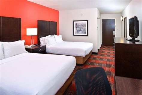 HOLIDAY INN EXPRESS & SUITES KINGMAN, AN IHG HOTEL $119 ($̶1̶3̶5̶) - Updated 2023 Prices ...