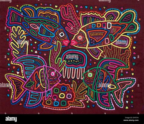 Mola textile by Kuna Indian artist Stock Photo: 68560705 - Alamy