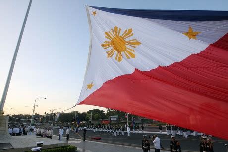 Giant Philippine Flag Hoisted During Ceremonies Editorial Stock Photo - Stock Image | Shutterstock