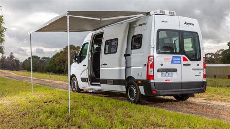 2021 Renault Master Jayco RM19 Camper review - Drive