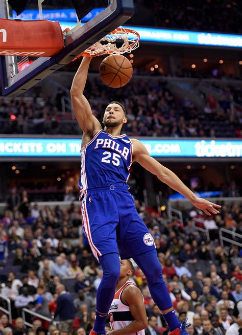 76ers' Ben Simmons gives glimpse of what's to come with s...