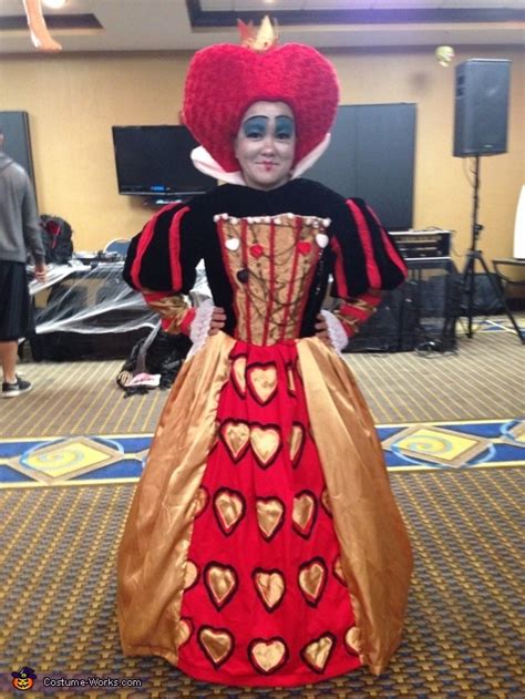 Creative DIY Queen of Hearts Costume