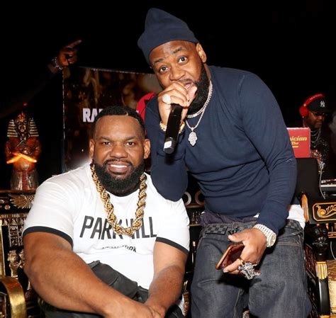 Watch Ghostface Killah & Raekwon Deliver Freestyle at Madison Square ...