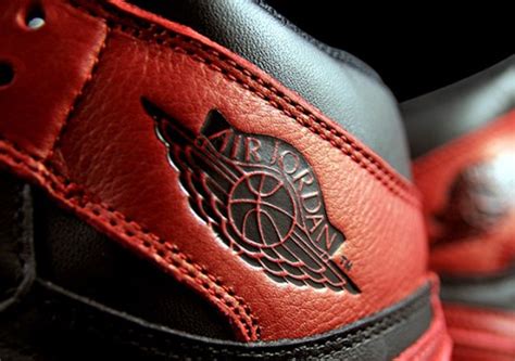 Air Jordan 1 Retro High OG "Bred" - Tag | SneakerNews.com