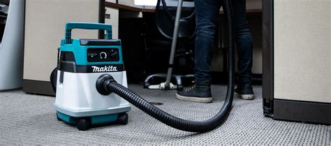 Makita Cordless & Corded Canister Vacuums