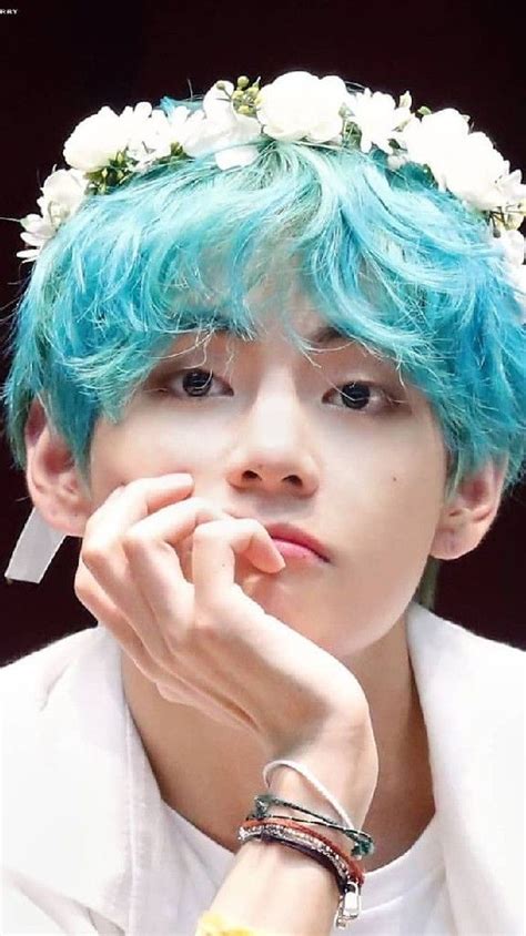 Pin by 叶藏 on BT21 | Blue hair, Kim taehyung wallpaper, Bts taehyung