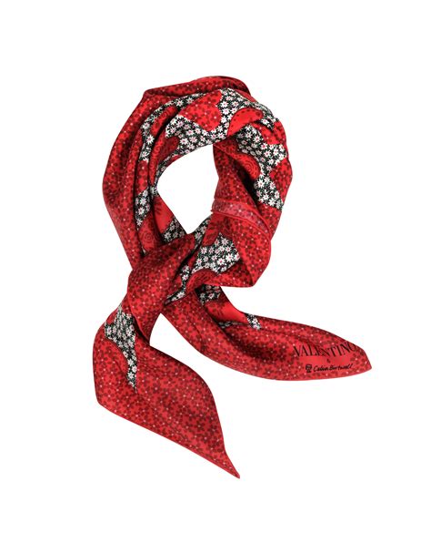 Lyst - Valentino Red Camuhearts Print Silk Square Scarf in Red