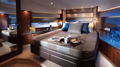 Inside a boat. Amazing. | Luxury bedroom master, Luxurious bedrooms ...