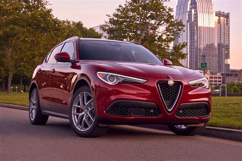 2018 Alfa Romeo Stelvio SUV Pricing - For Sale | Edmunds