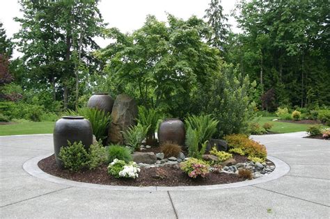 Driveway - Woodinville, WA - Photo Gallery - Landscaping Network