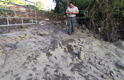 Poás Volcano explosion prompts temporary closure for visitors