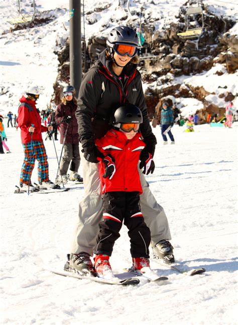 Family Skiing at Mount Ruapehu | AA New Zealand