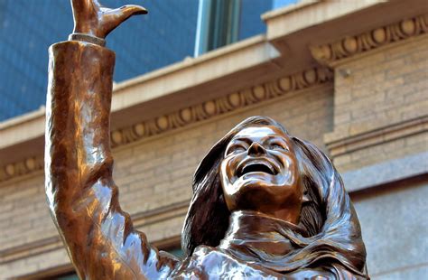 Mary Tyler Moore Statue in Minneapolis, Minnesota - Encircle Photos