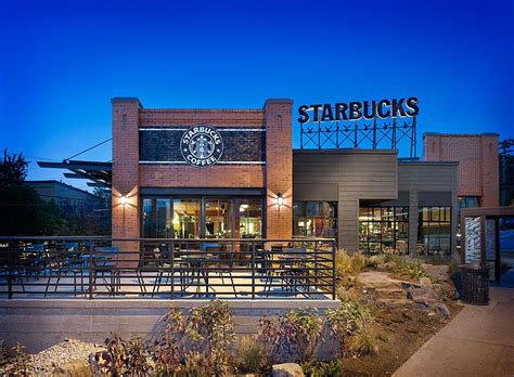 Olive Way Starbucks Aaron Leitz Photography | Restaurant exterior ...