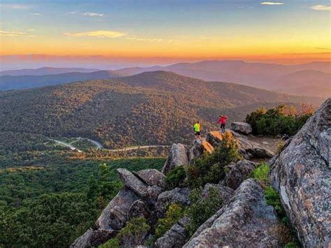 Bucket List Hikes in Virginia - Virginia Is For Lovers - Tendig