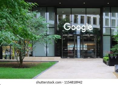 590 Google london Images, Stock Photos & Vectors | Shutterstock