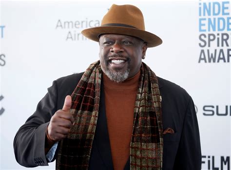 Cedric the Entertainer to host TV's Emmy Awards ceremony