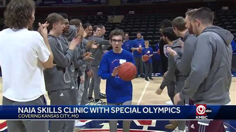 NAIA basketball players host Special Olympics skills clinic in Kansas City